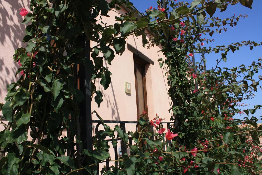 Agriturismo Case Tabarani Collesano Bagian luar foto