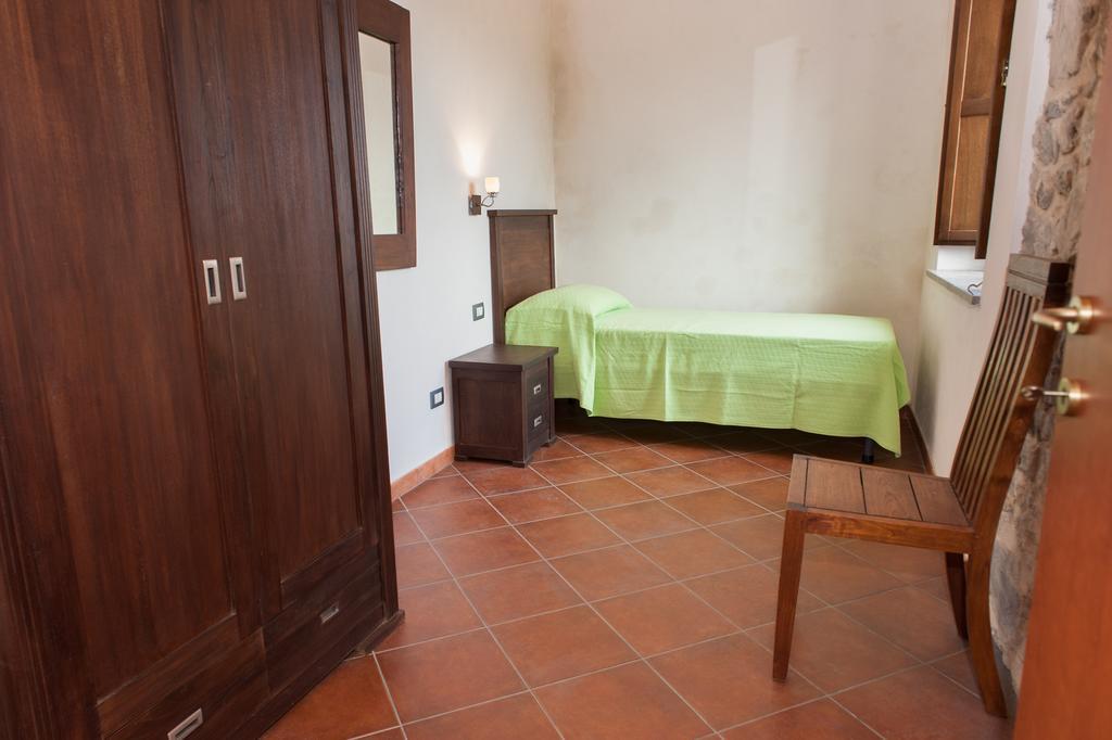 Agriturismo Case Tabarani Collesano Bagian luar foto