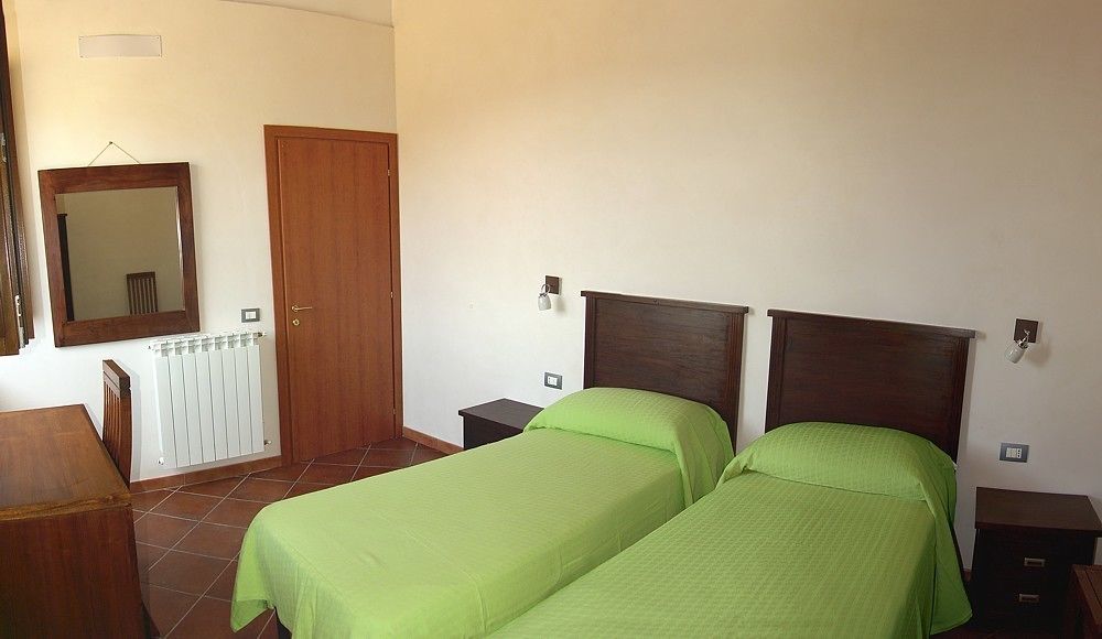 Agriturismo Case Tabarani Collesano Bagian luar foto